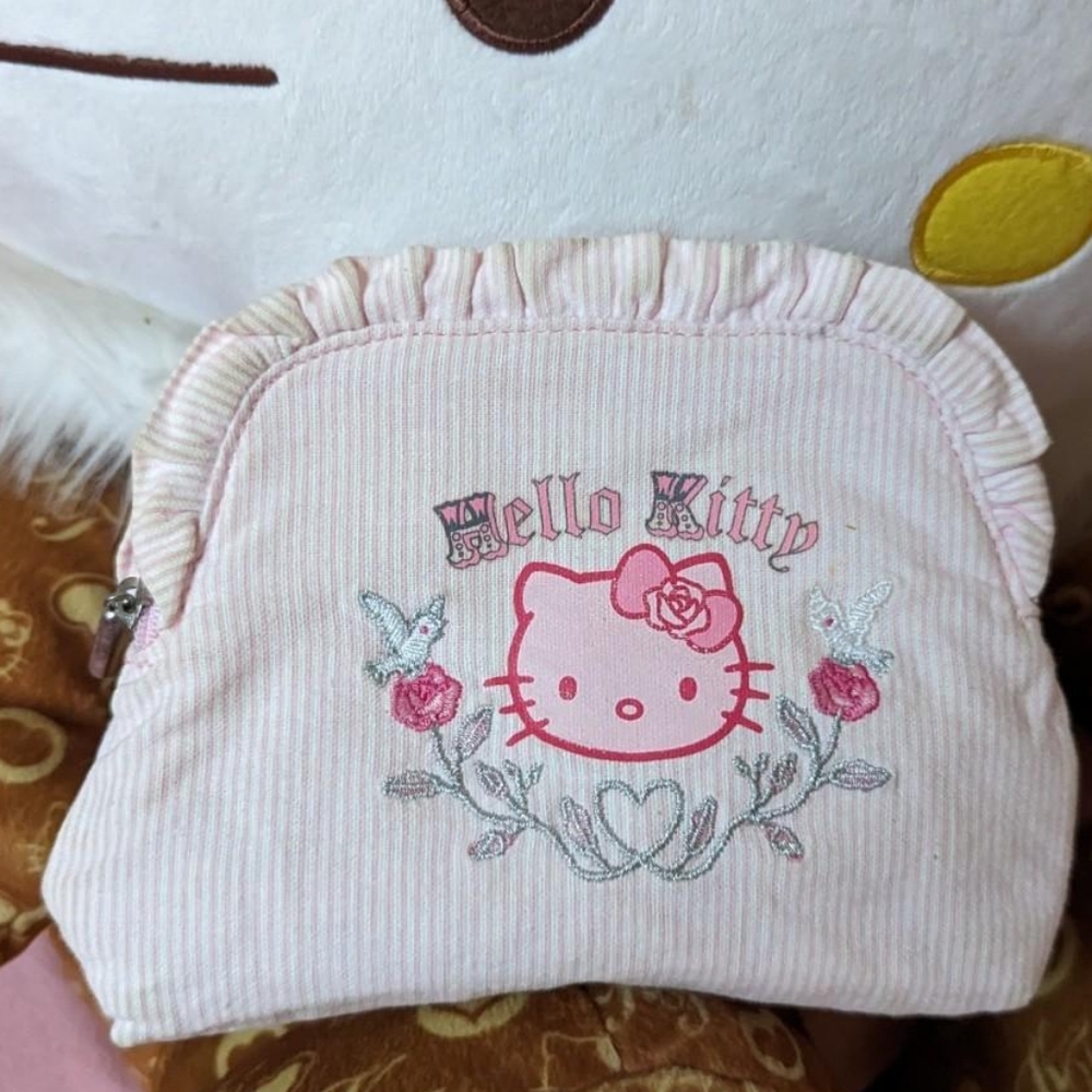 hello kitty x h&m pouch 2011 accessories bag / makeup Various uses, Light pink